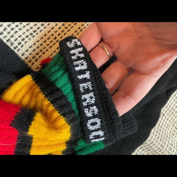 3 pr: One teal 22”, one maroon and gold 22”, and one red, yellow, and green 30” - Picture 11 of 12